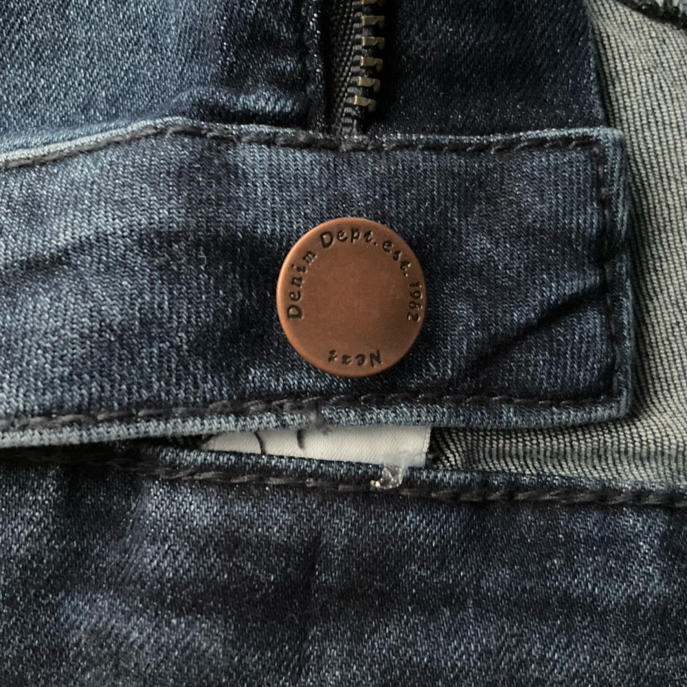 Girls blue jeans